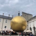 Die goldene Kugel am Salzburger Dom.